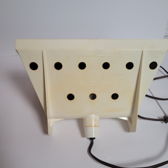 Vintage 1967 Hasboro Lite Brite - Picture 6 of 12